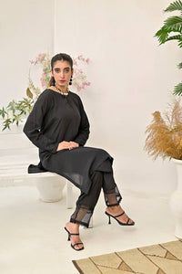 The Midnight Luxe Kurta Set