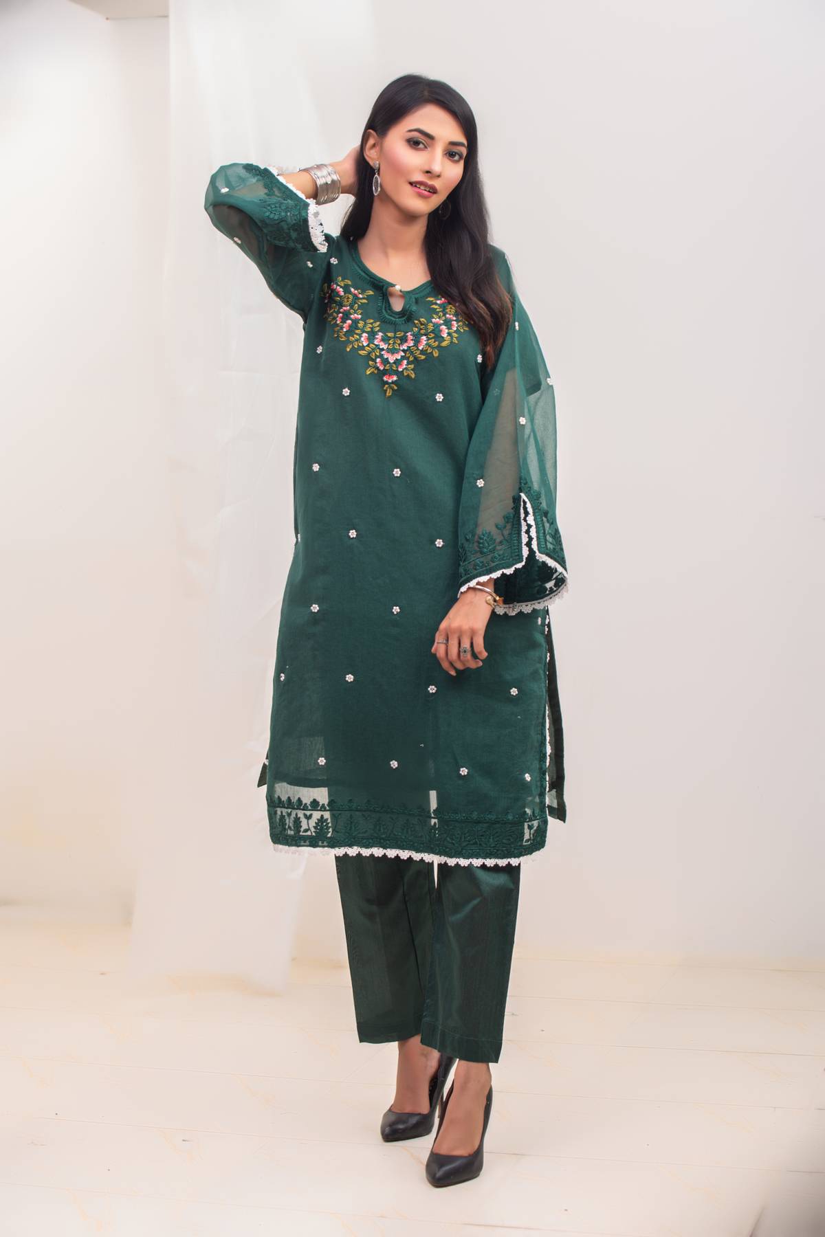 Elite Rich Emerald Embroidered outfit