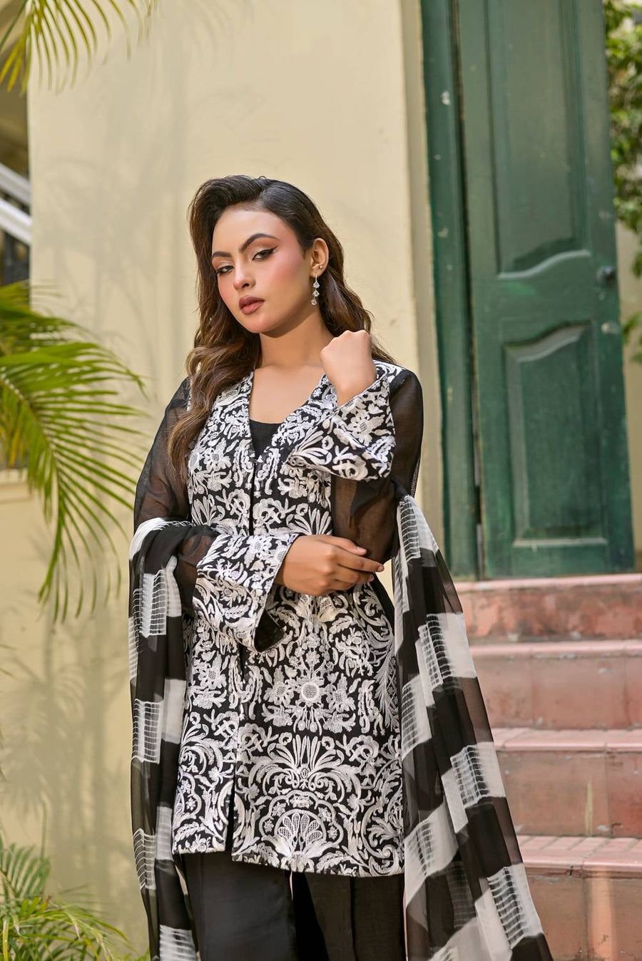Mumtaz Monochrome MBROIDERED CHARM