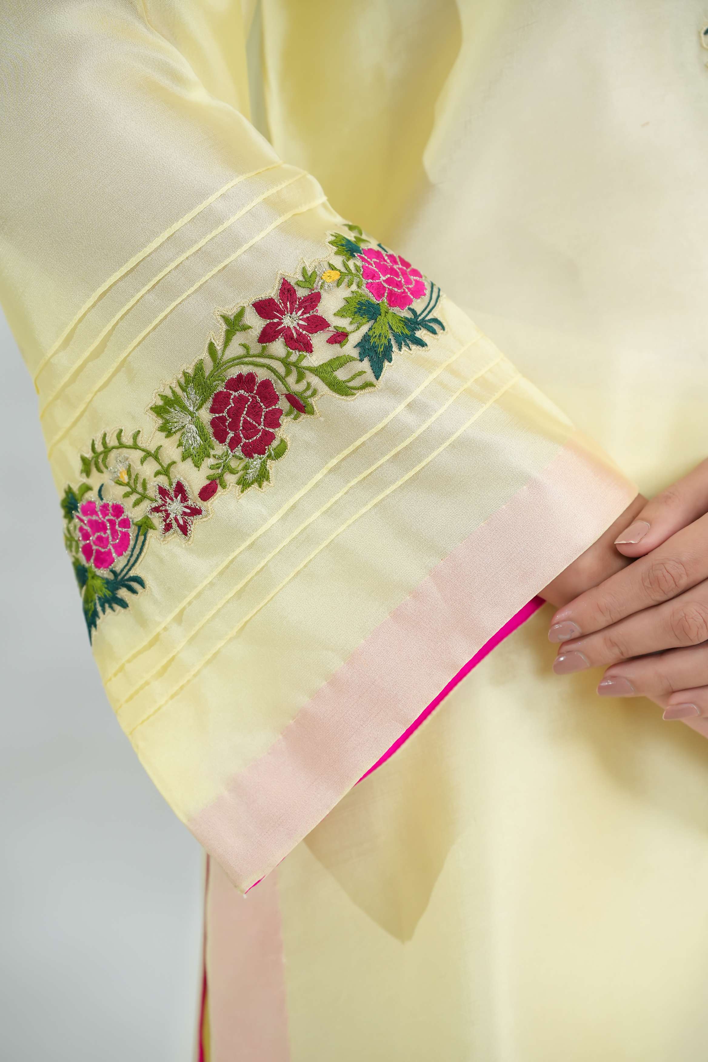 Lemon blossom Silk Ensemble