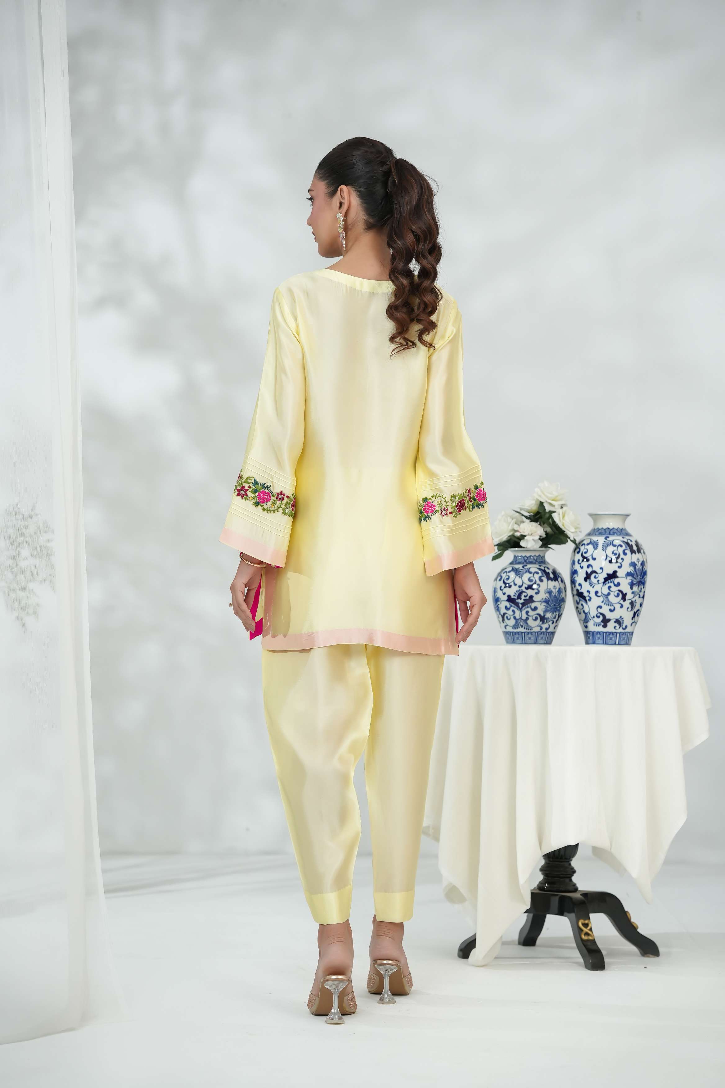 Lemon blossom Silk Ensemble